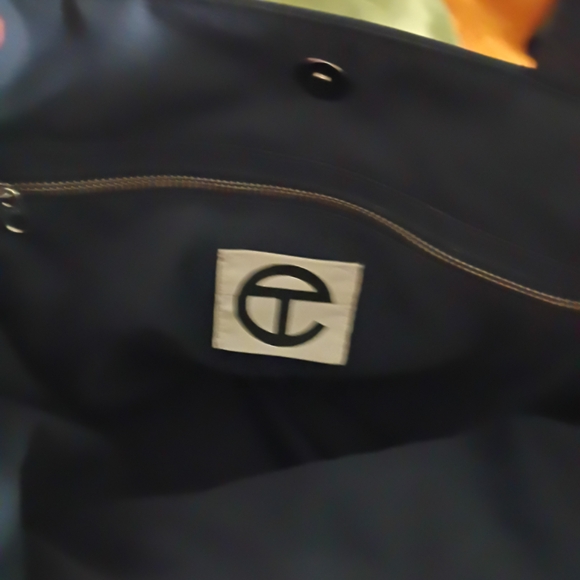 🌟 TELFAR Medium Shopping Tote in Navy Blue - Like New Condition! 🌟 - Picture 6 of 16